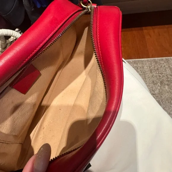 GUCCI Red Matelasse Leather Small GG Marmont Shoulder Bag - Picture 7 of 8